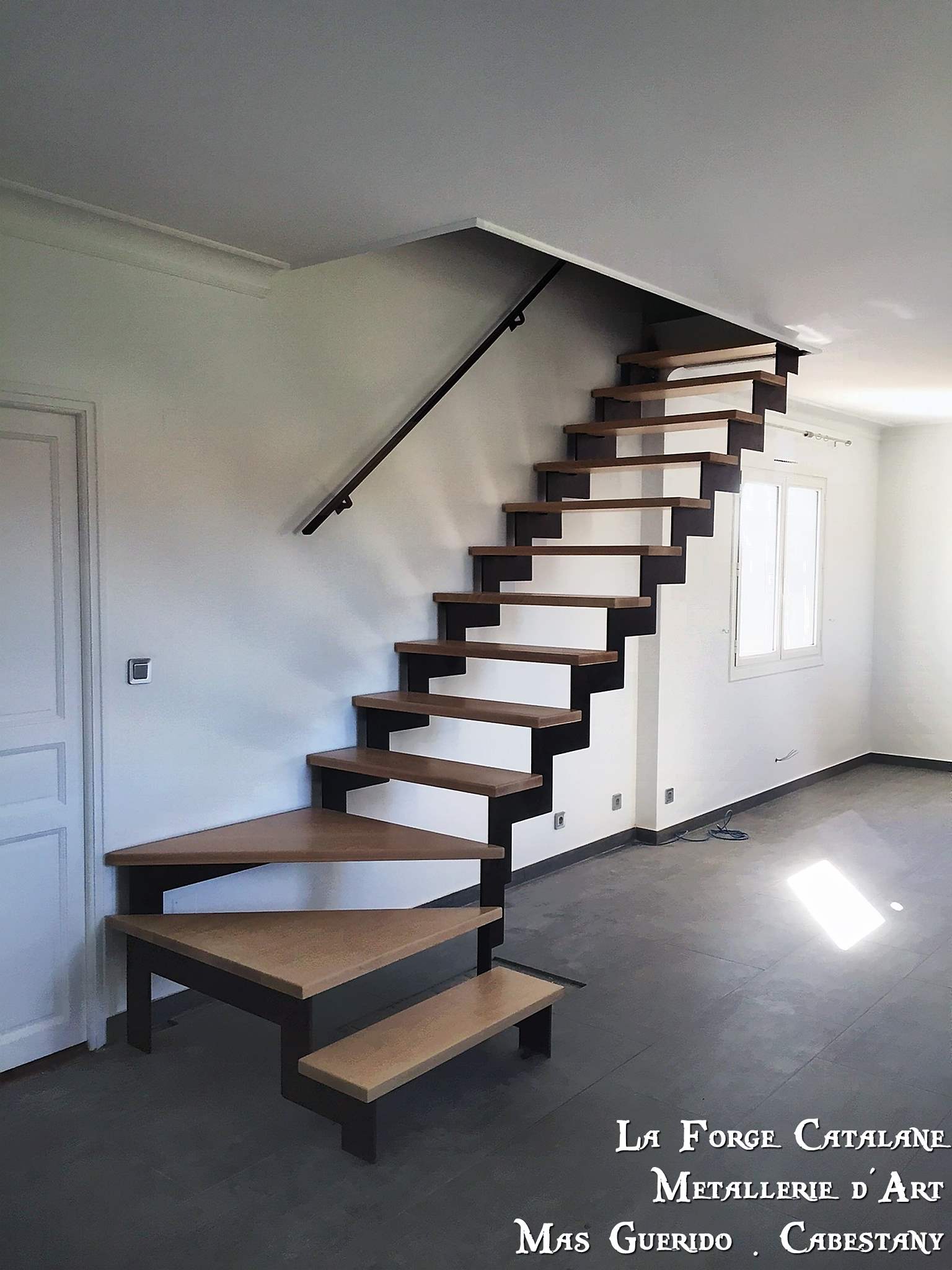 Limon cremaillere double decoupe laser marches bois  17 forge catalane.jpg